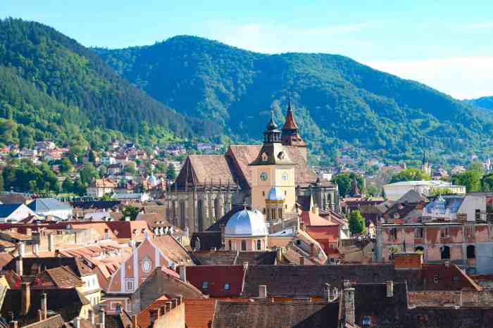 Brasov castle bran transylvania destination fall travel visit